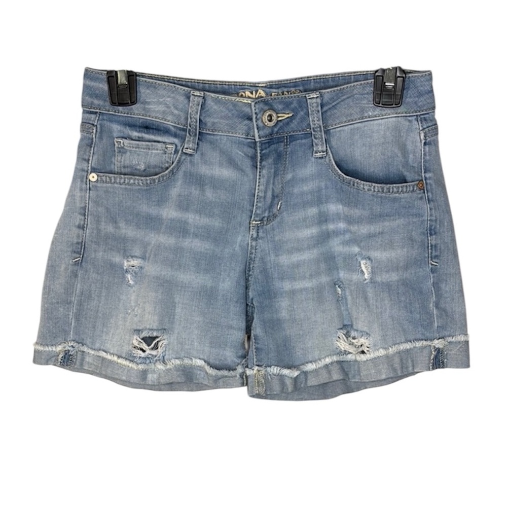 Arizona Jean Company Jean Shorts | Distressed Light Wash